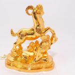 tượng dê mạ vàng 6