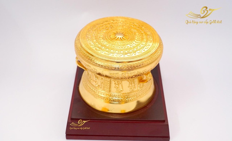Trống Đồng mạ vàng 3