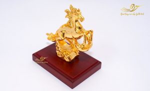 tượng ngựa phong thủy 7