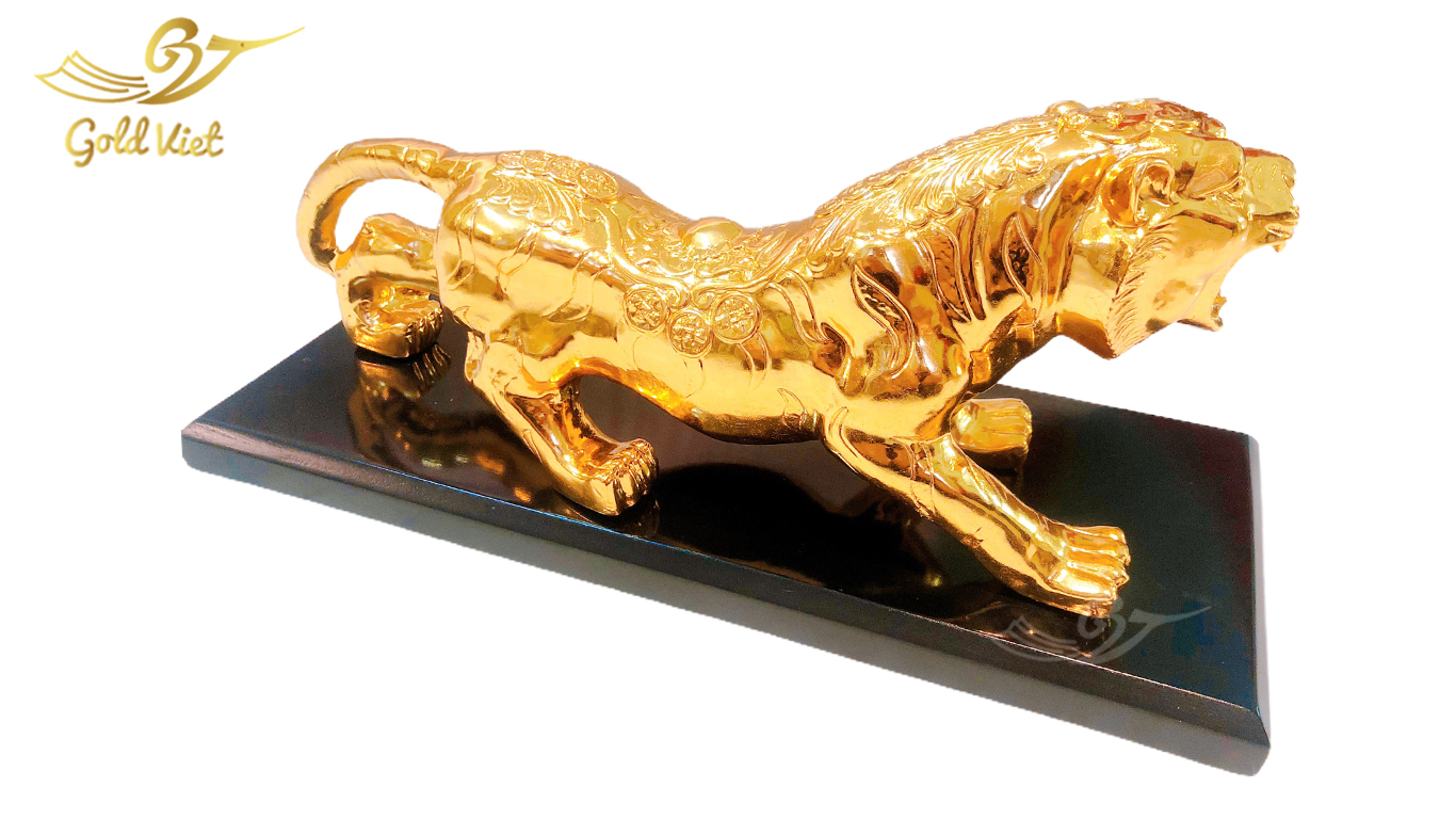 tượng hổ phong thuỷ mạ vàng 24k